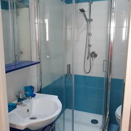 Casa Vacanze “ Benito “ 펜션 이스키아